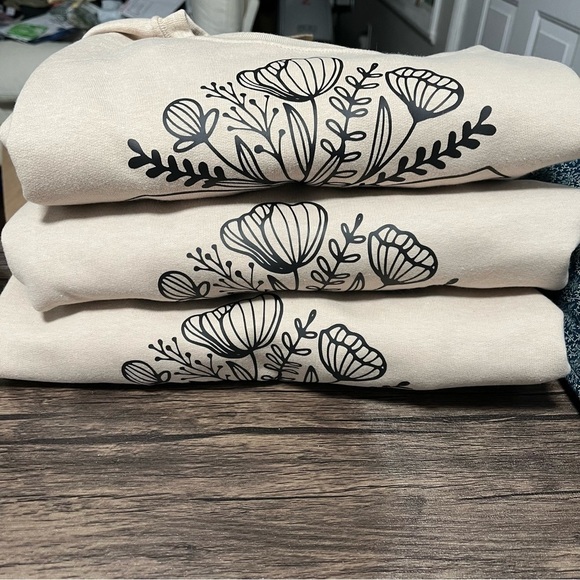 Book with Flowers Crewneck NEW - Handmade - Picture 3 of 3